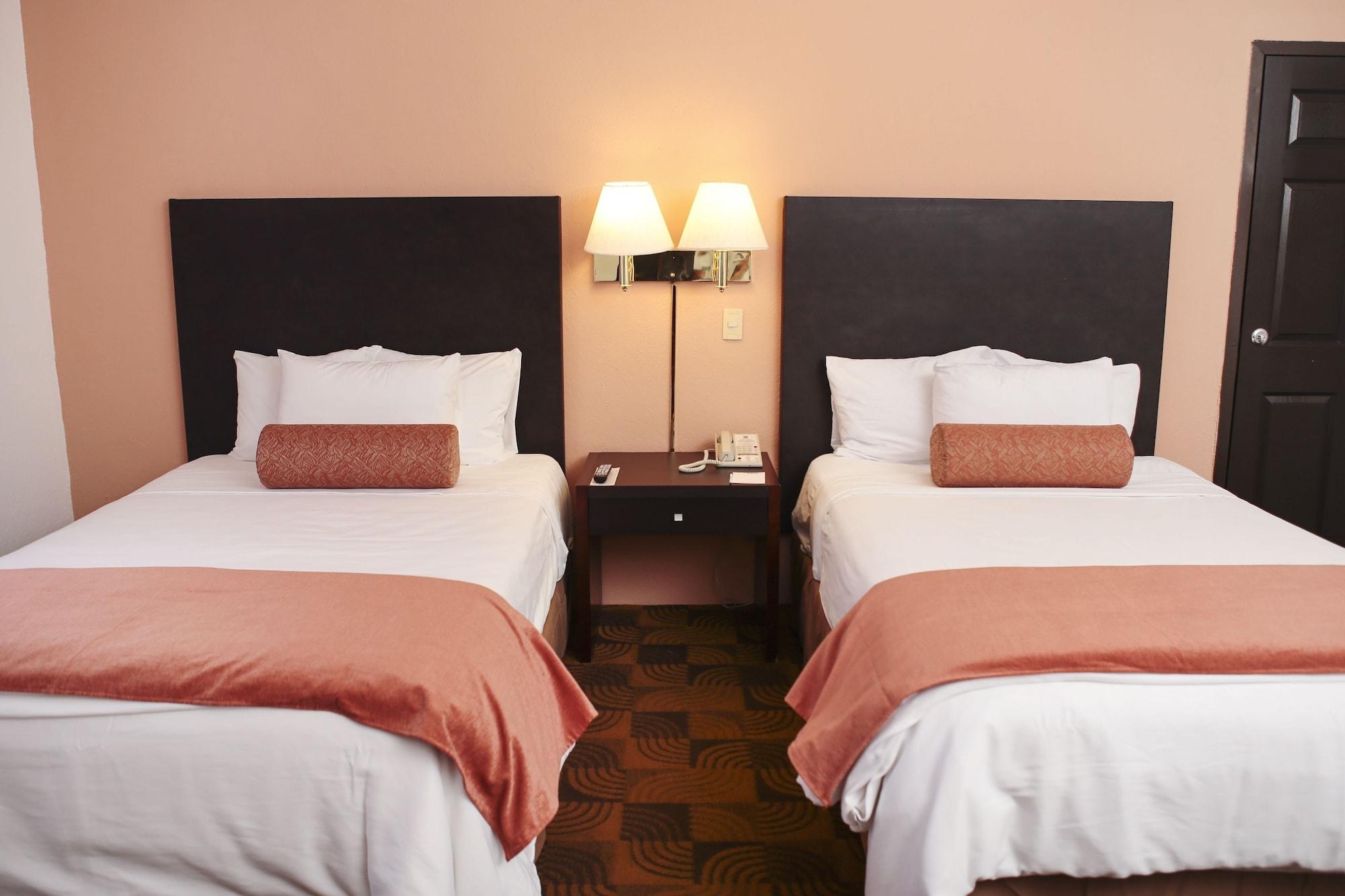 Quality Inn Nuevo Laredo Exterior foto