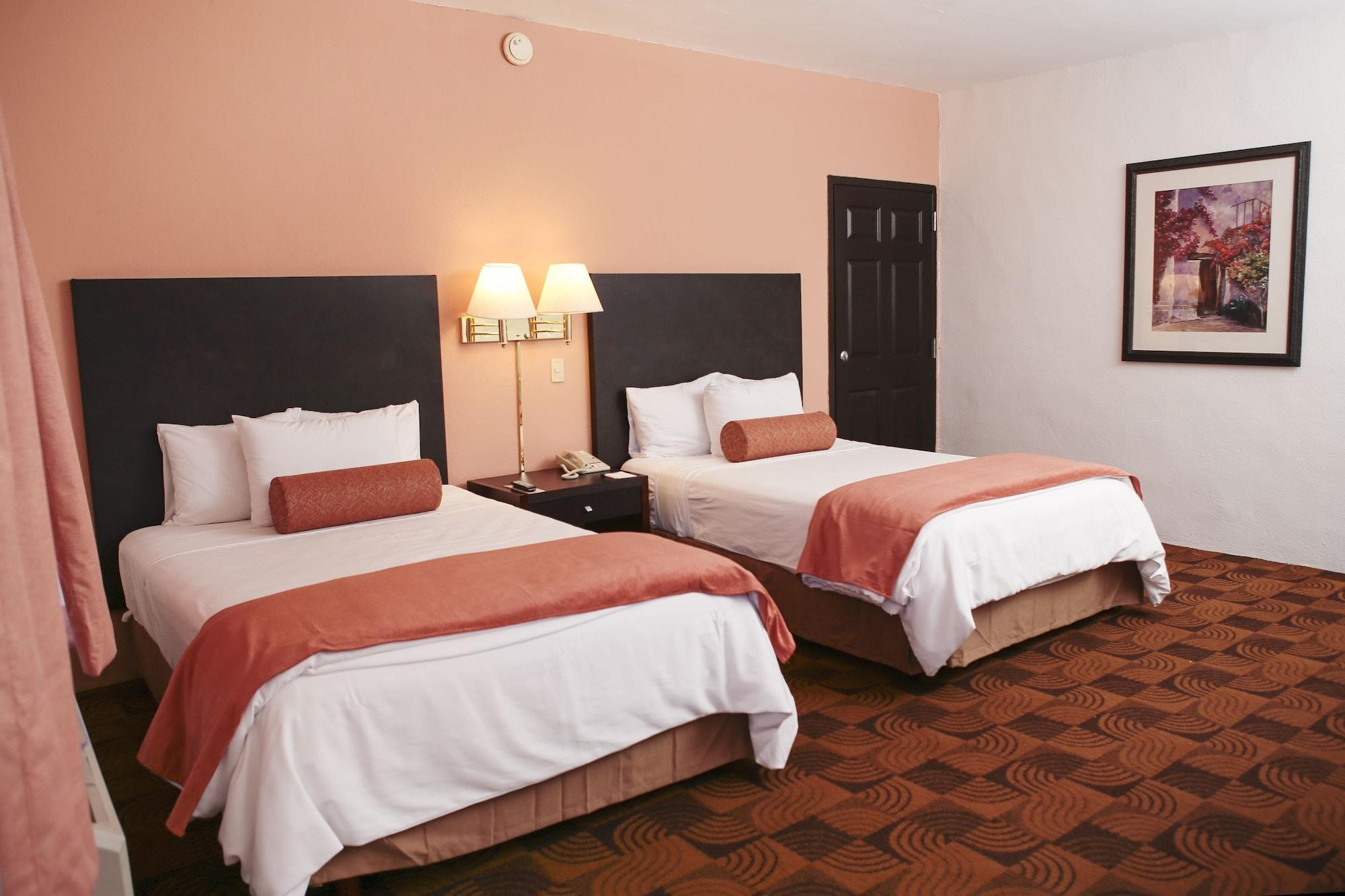 Quality Inn Nuevo Laredo Exterior foto