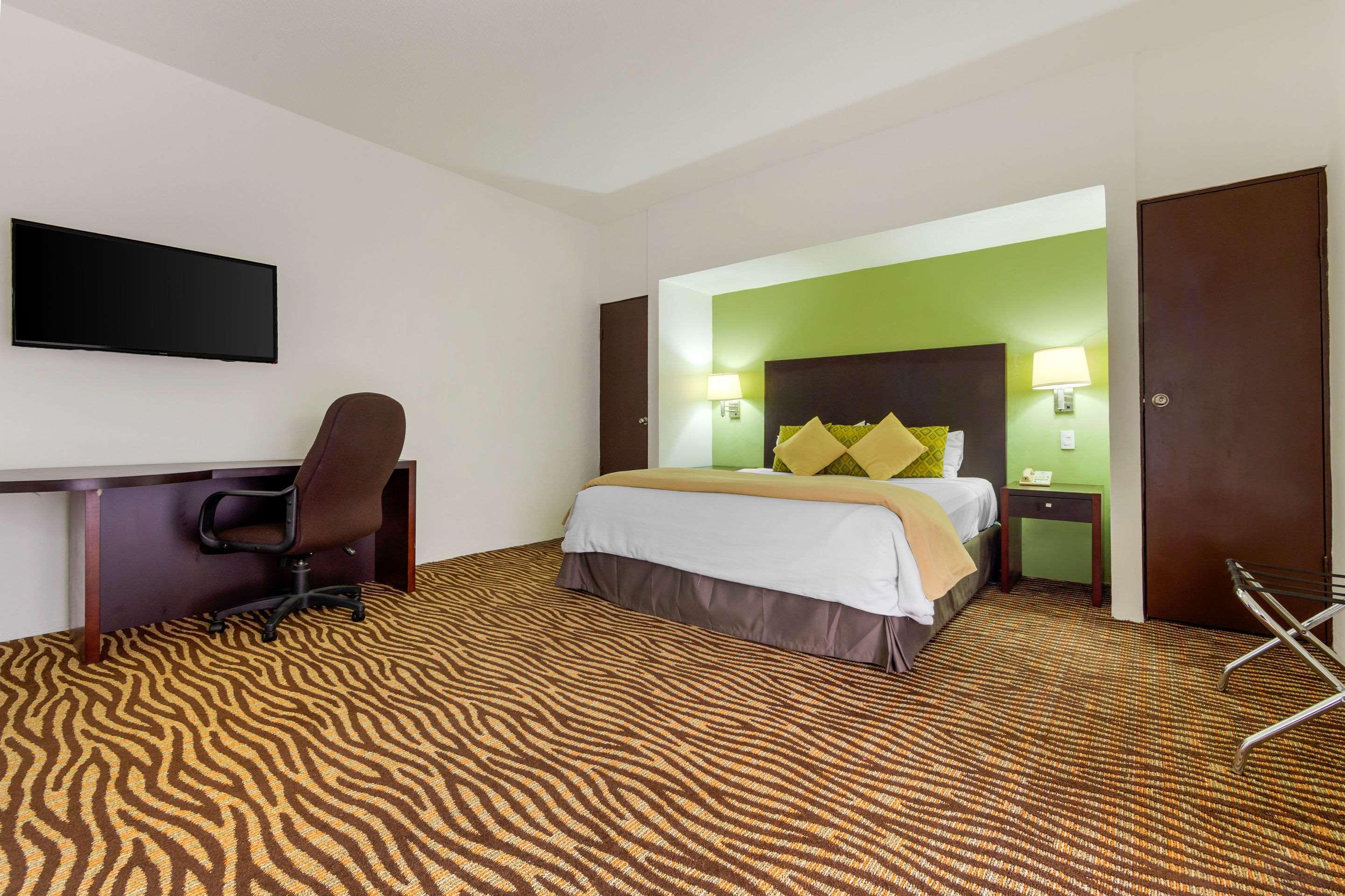 Quality Inn Nuevo Laredo Exterior foto