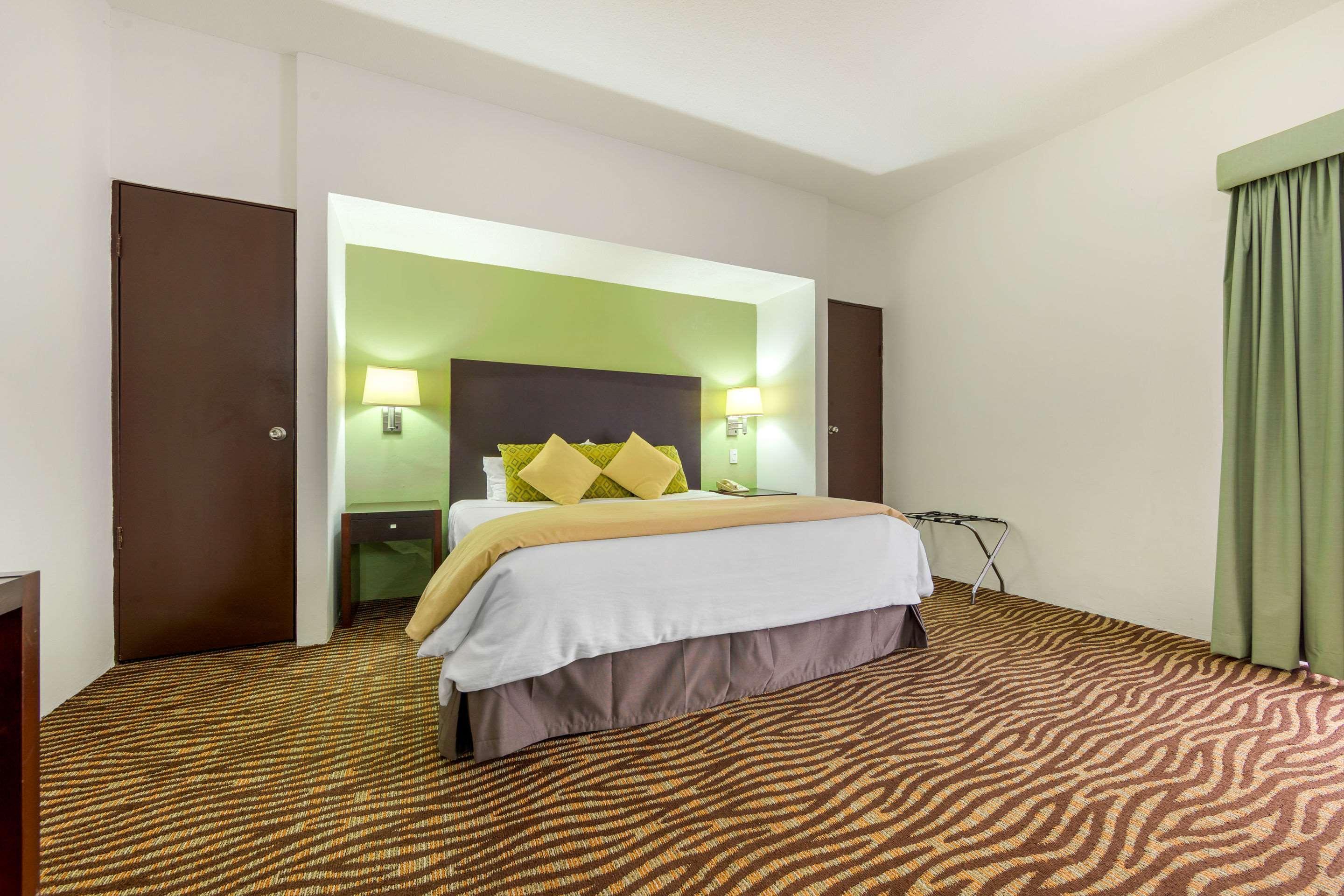 Quality Inn Nuevo Laredo Exterior foto