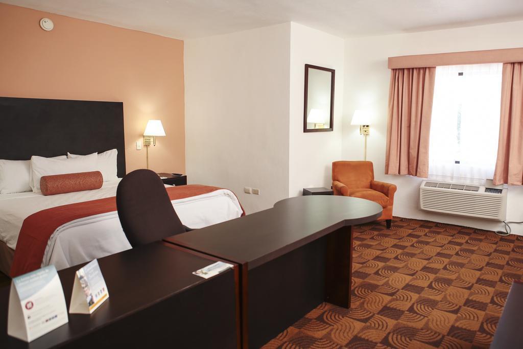 Quality Inn Nuevo Laredo Exterior foto