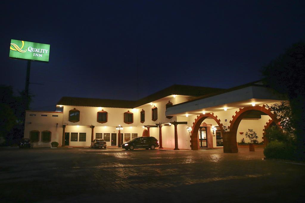 Quality Inn Nuevo Laredo Exterior foto
