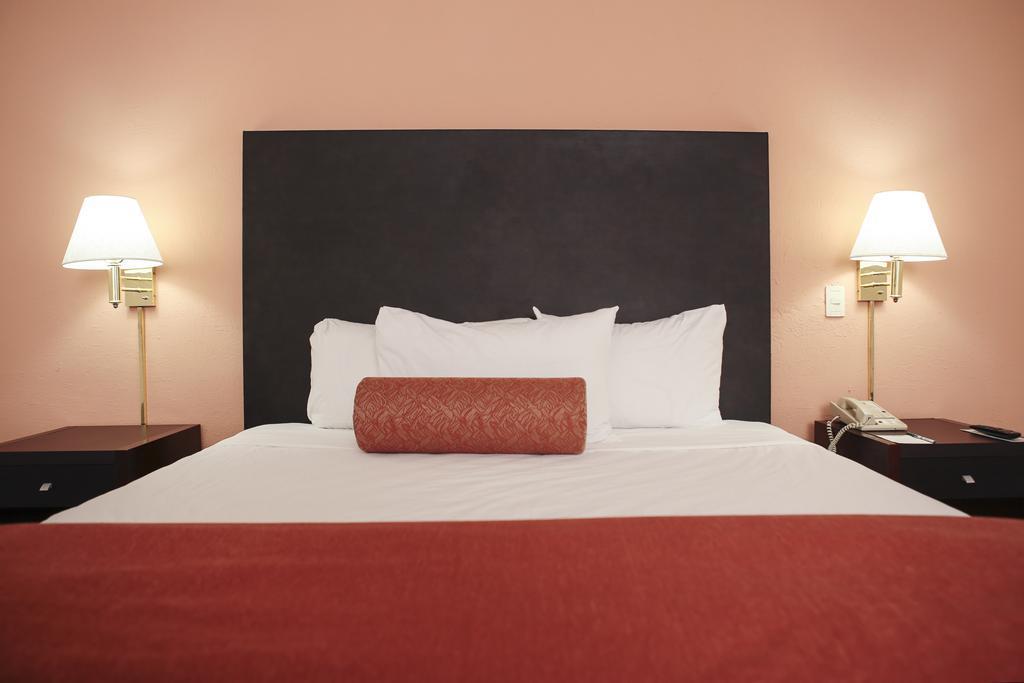 Quality Inn Nuevo Laredo Exterior foto